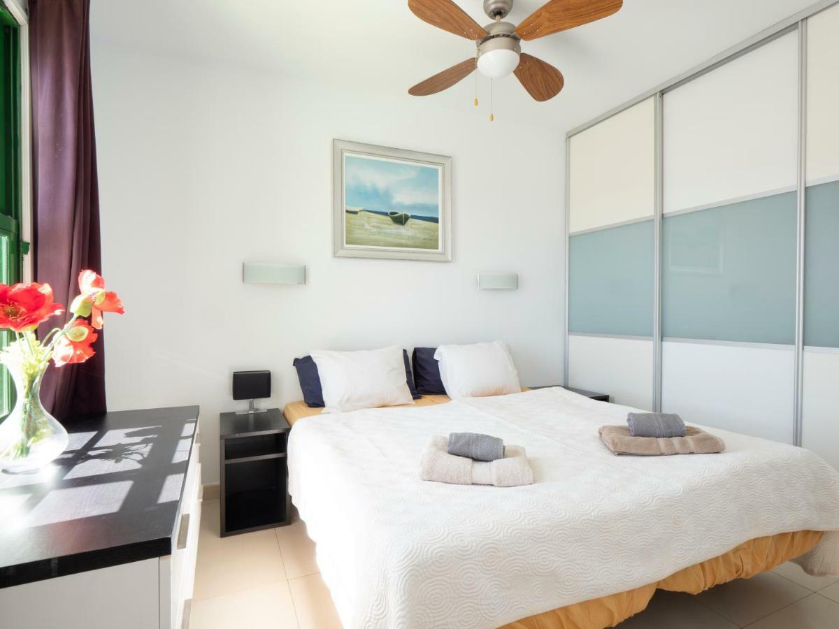 Apartment Los Zafiros In Puerto Del Carmen Aircond & Wifi & Dishwasher Tias Luaran gambar